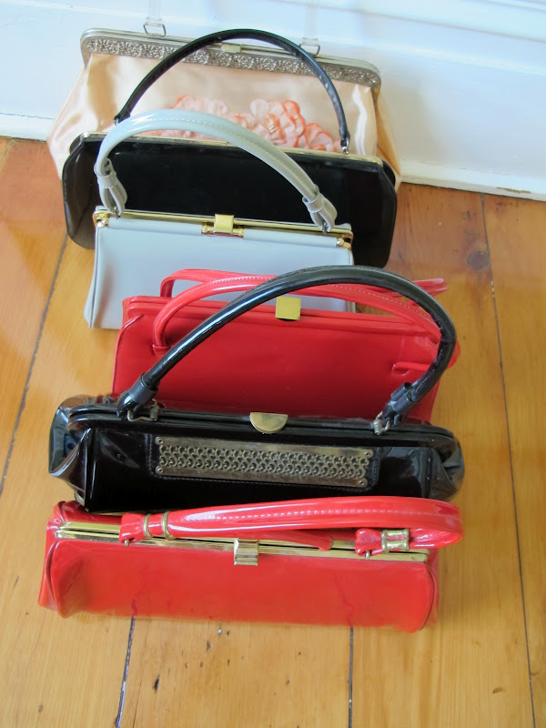 Retro Girl's Guide: Handbag Heaven