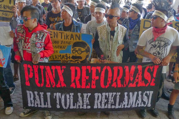 Pulau Bali di Antara Kehancuran atau Kemajuan Hindu Damai