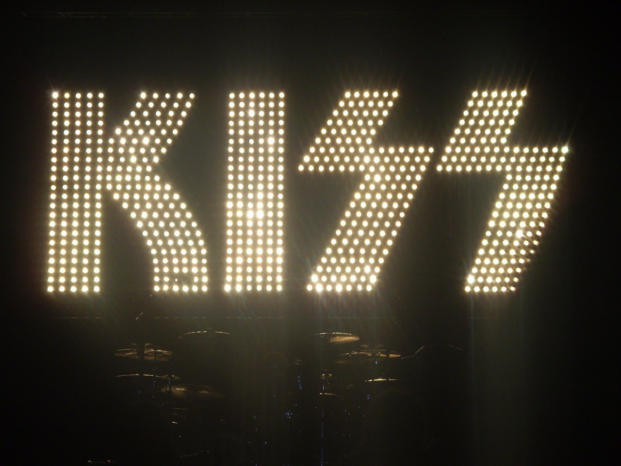 THE LOGO Decibel Geek Hard Rock and Heavy Metal Discussion