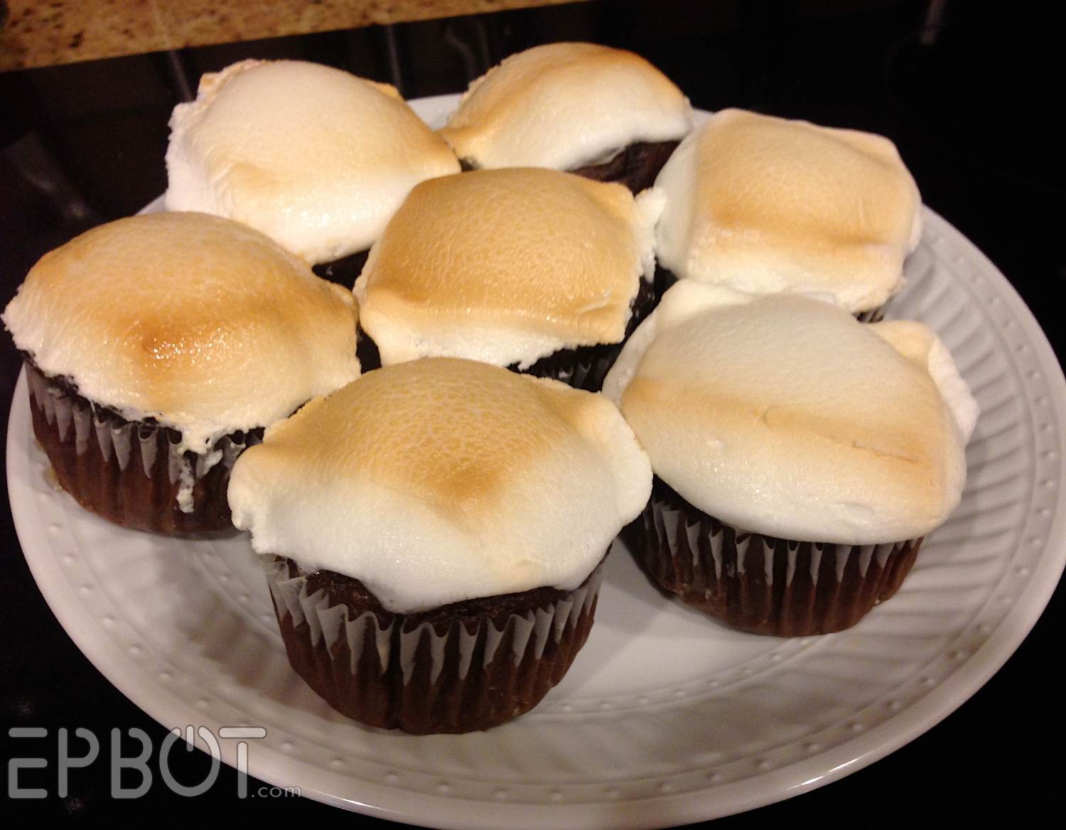 EPBOT Sweet Staypuft! I Tried That Marshmallow Icing "Hack"