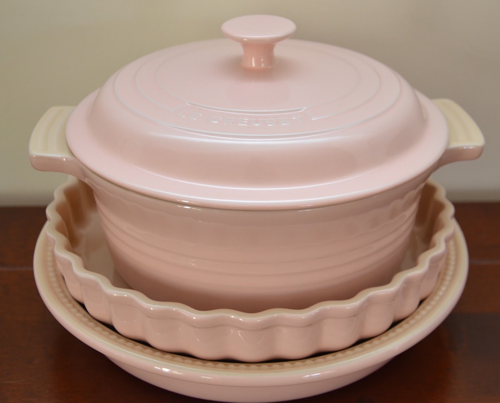 Kitch 'n' Chic Le Creuset Baby Pink Stoneware Covered Casserole
