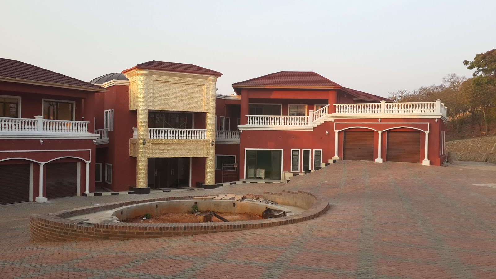 Luxury Mansions & Celebrity Homes Ultra Luxury Mansions in Carrick