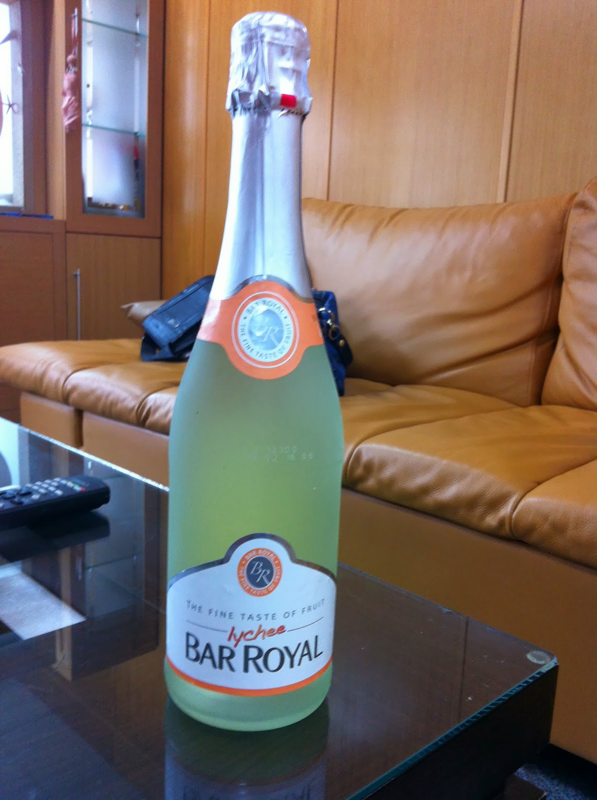 不負責任酒評 巴洛亞雨果氣泡酒（Bar Royal Hugo）、巴洛亞荔枝氣泡酒（Bar Royal Lychee）、巴洛亞哈蜜瓜氣泡酒