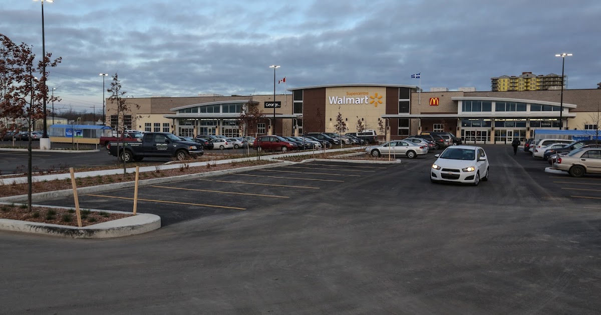 • reportages.ca WalMart relocates its Quebec