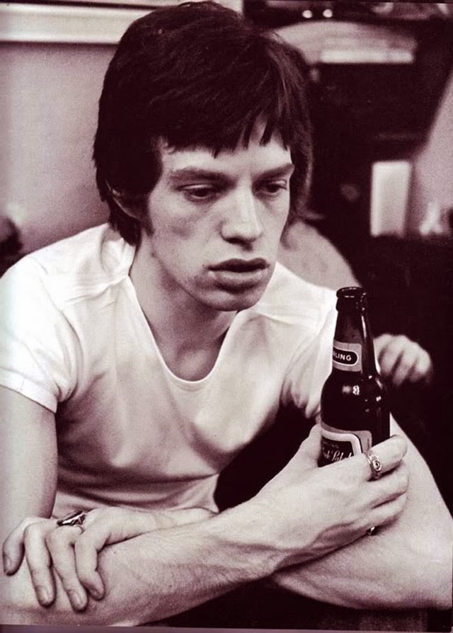 Rare Photos of a Young Mick Jagger from the 1960s vintage everyday