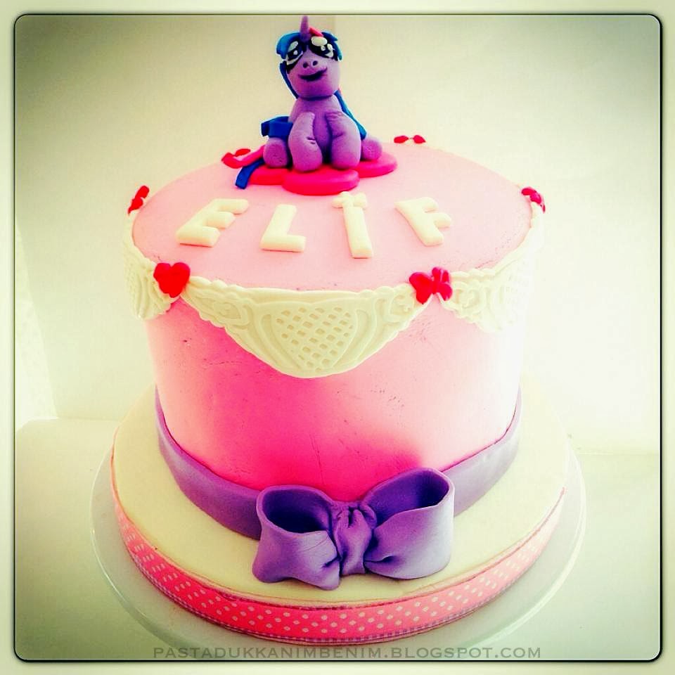Pasta Dükkanım My Little Pony Twilight Sparkle Temalı Pasta