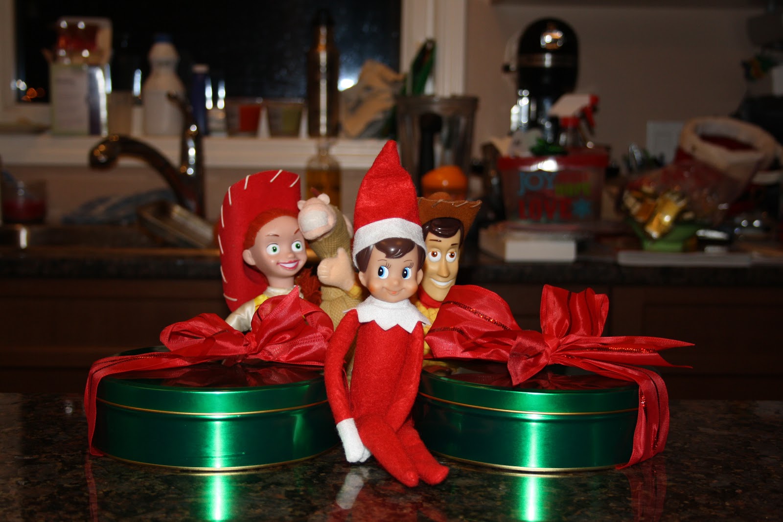 SNELLDOGS Red The Elf on the Shelf