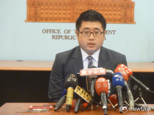 周刊報導,蔡英文總統的「姊妹淘」、現為總統府國策顧問的何美玥,有望出任副閣揆。對此,總統府發言人林鶴明(圖)澄清「皆為臆測」。 周刊報導,蔡英文總統的「姊妹淘」、現為總統府國策顧問的何美玥,有望出任副閣揆。對此,總統府發言人林鶴明(圖)澄清「皆為臆測」。