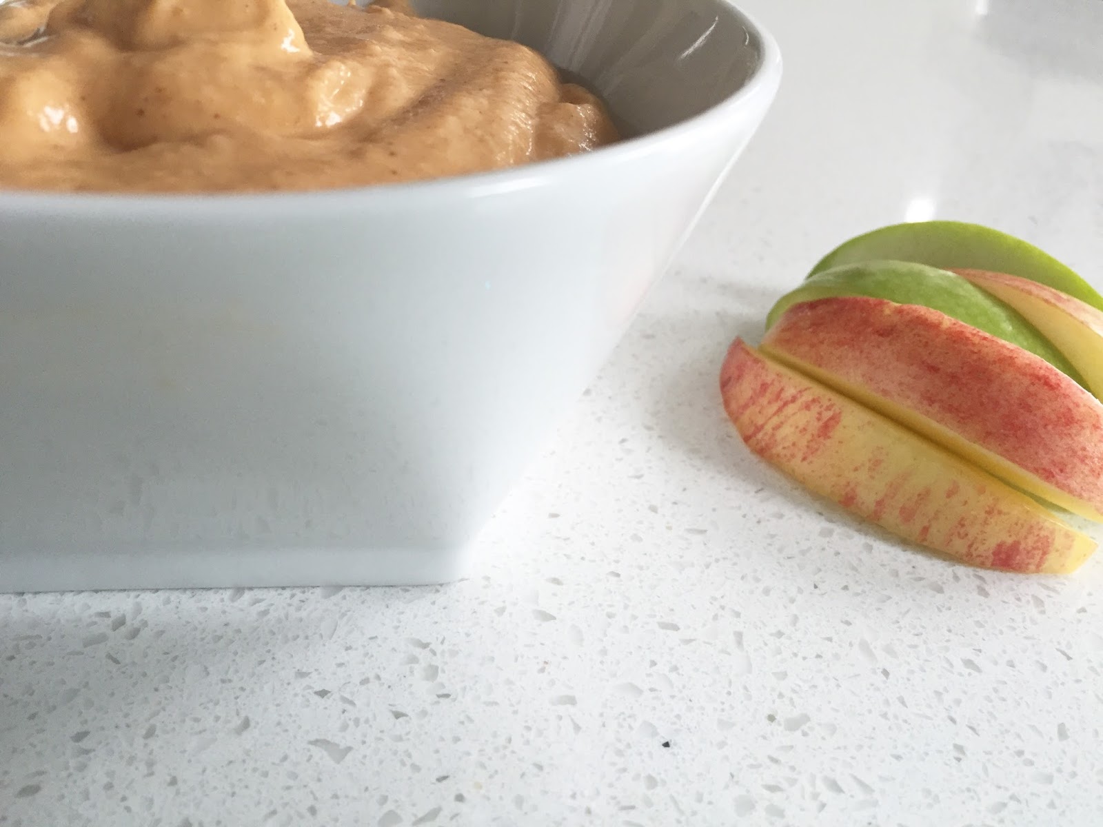 healthy pumpkin greek yogurt dip