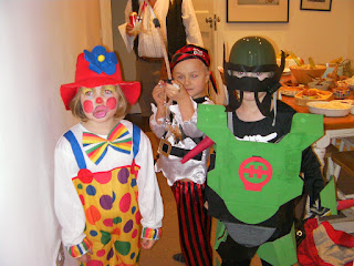 fancy dress kids with clown, pirate and breeze 2.0