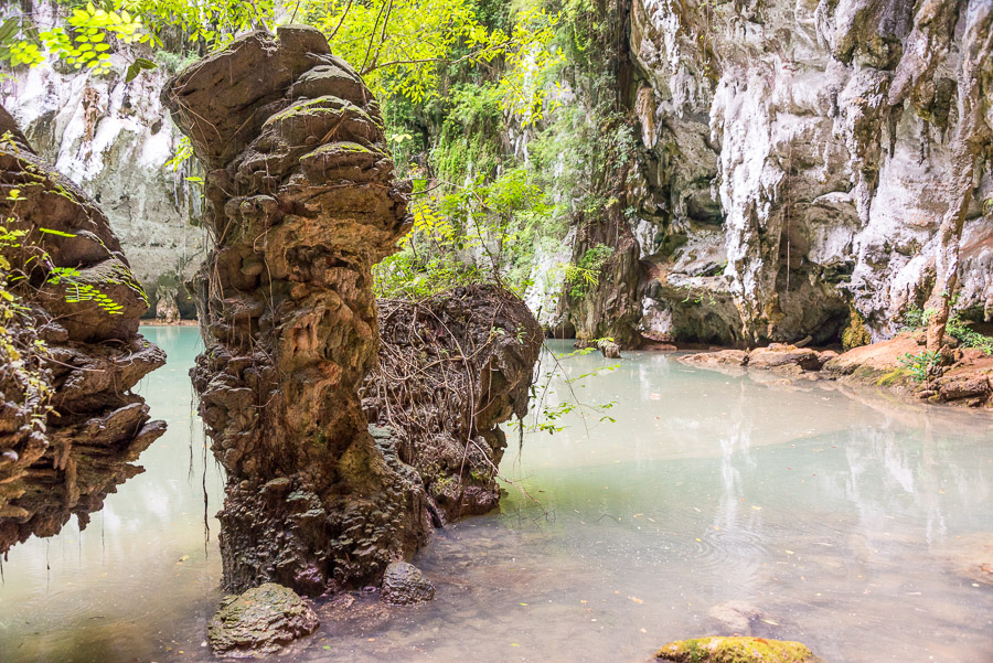 Railay. Journey to the lagoon