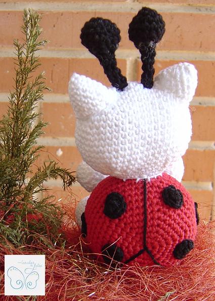 Las Alas de Julia: Hello Kitty mariquita