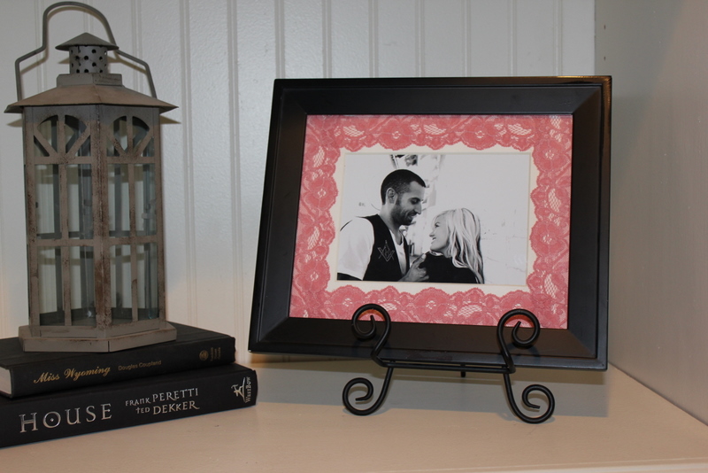 cait + create Valentine's Day Picture Frame Tutorial