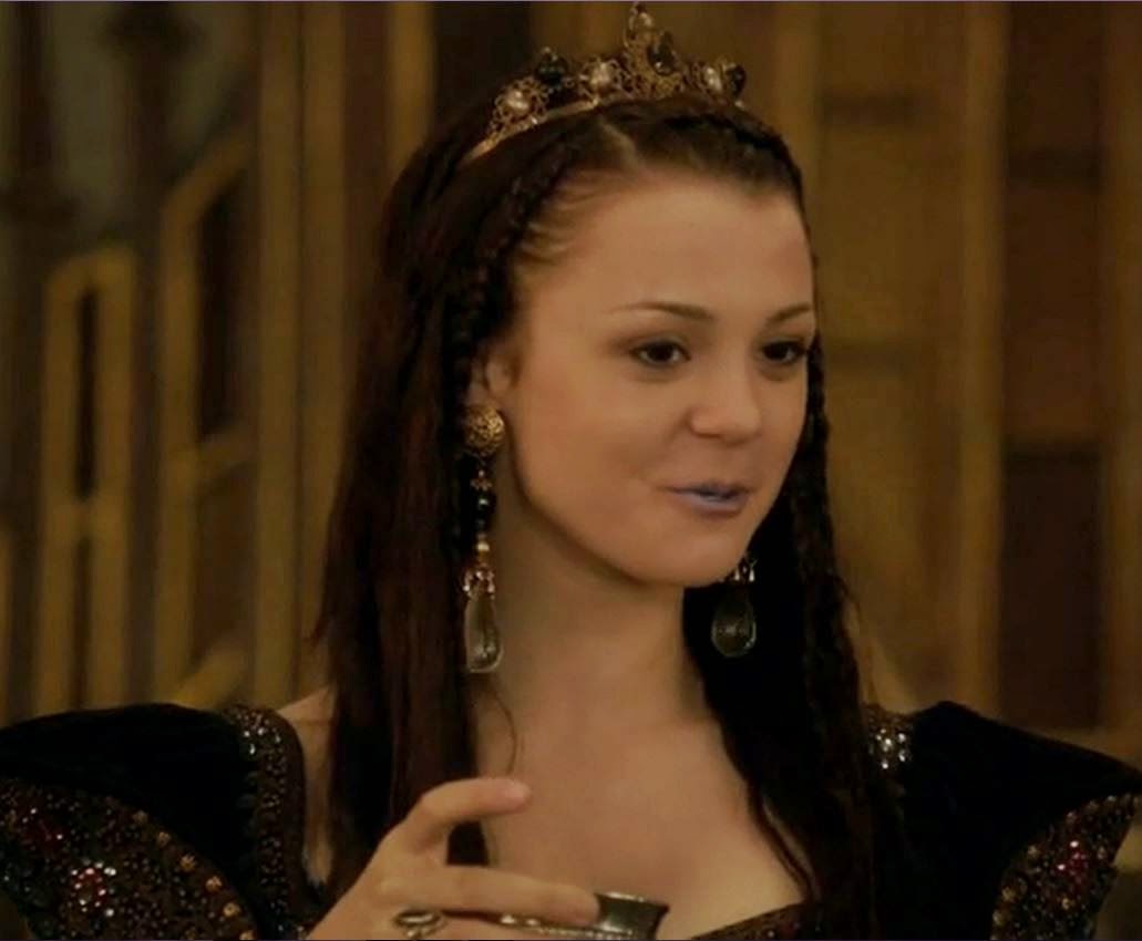 Reign 1.17 Liege Lord Review A crown should never sit easy on