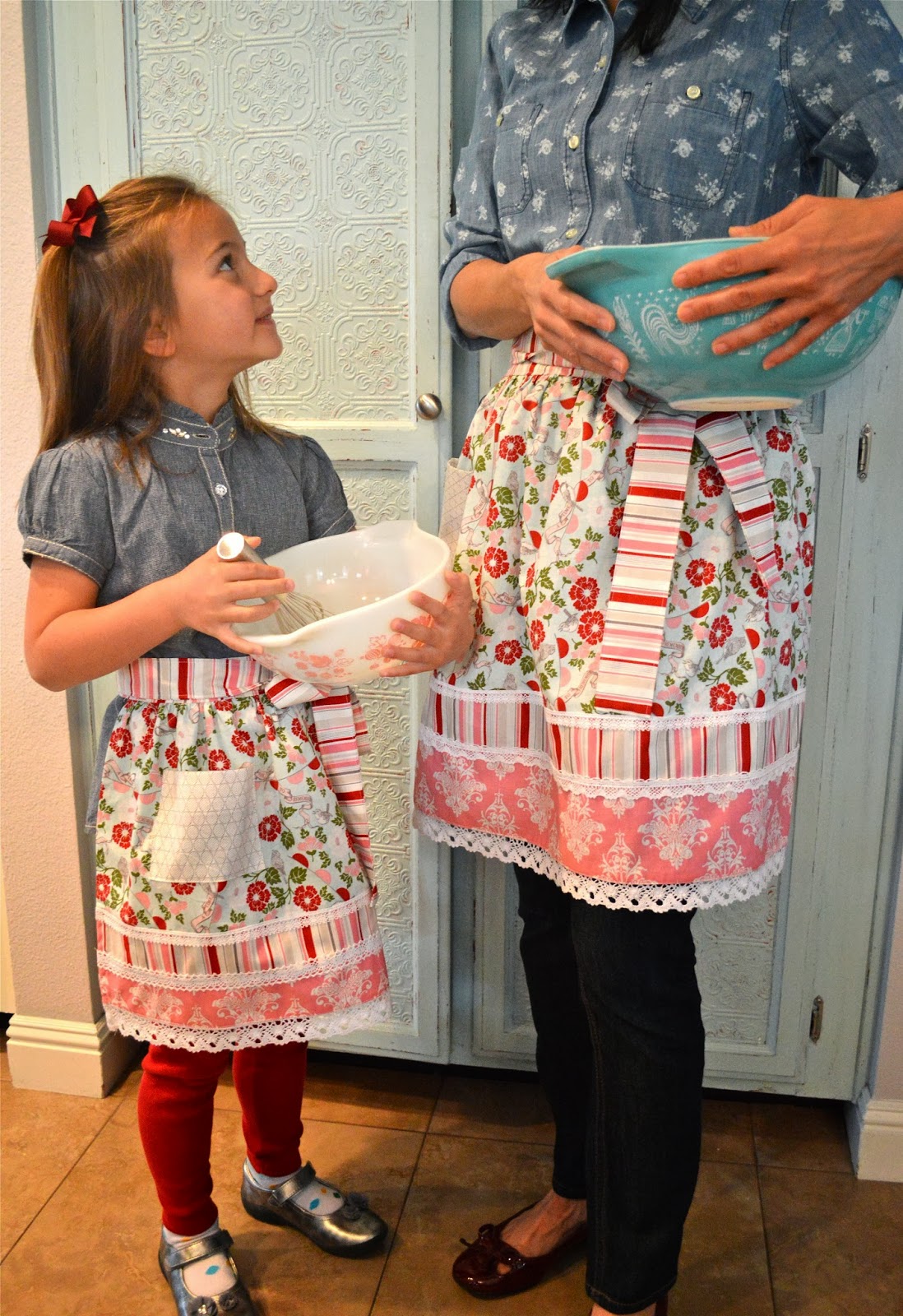 Mommy & Me Apron Tutorial with Jedi Craft Girl 