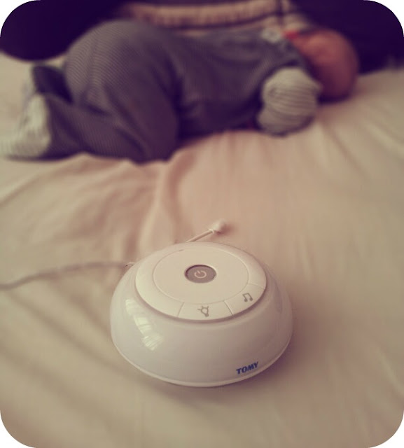 Tomy baby monitor, baby monitor review, sleeping baby and monitor