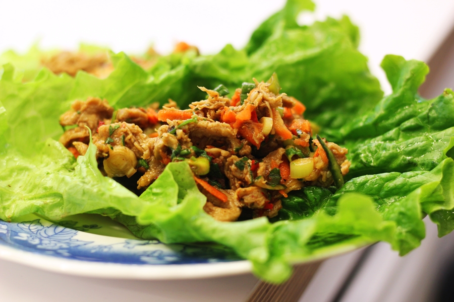 numie abbot vegan spicy thai seitan salad