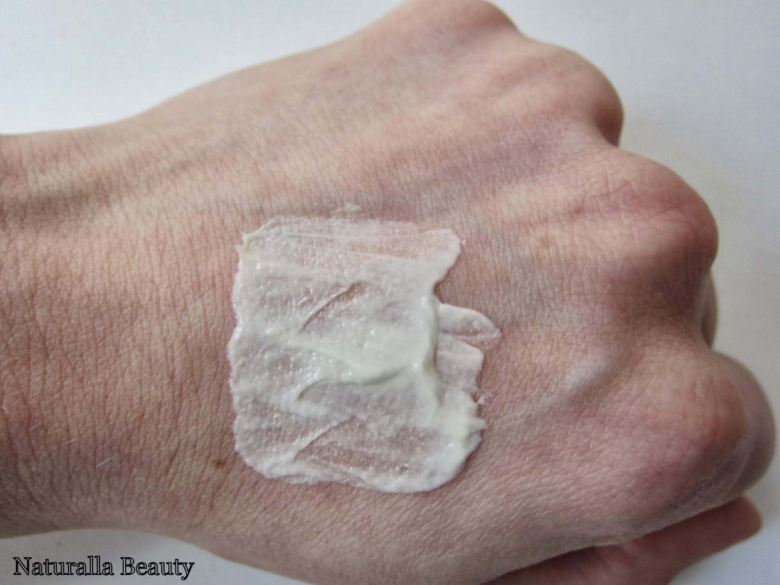 Nürish Organics Best Scrub Ever Naturalla Beauty