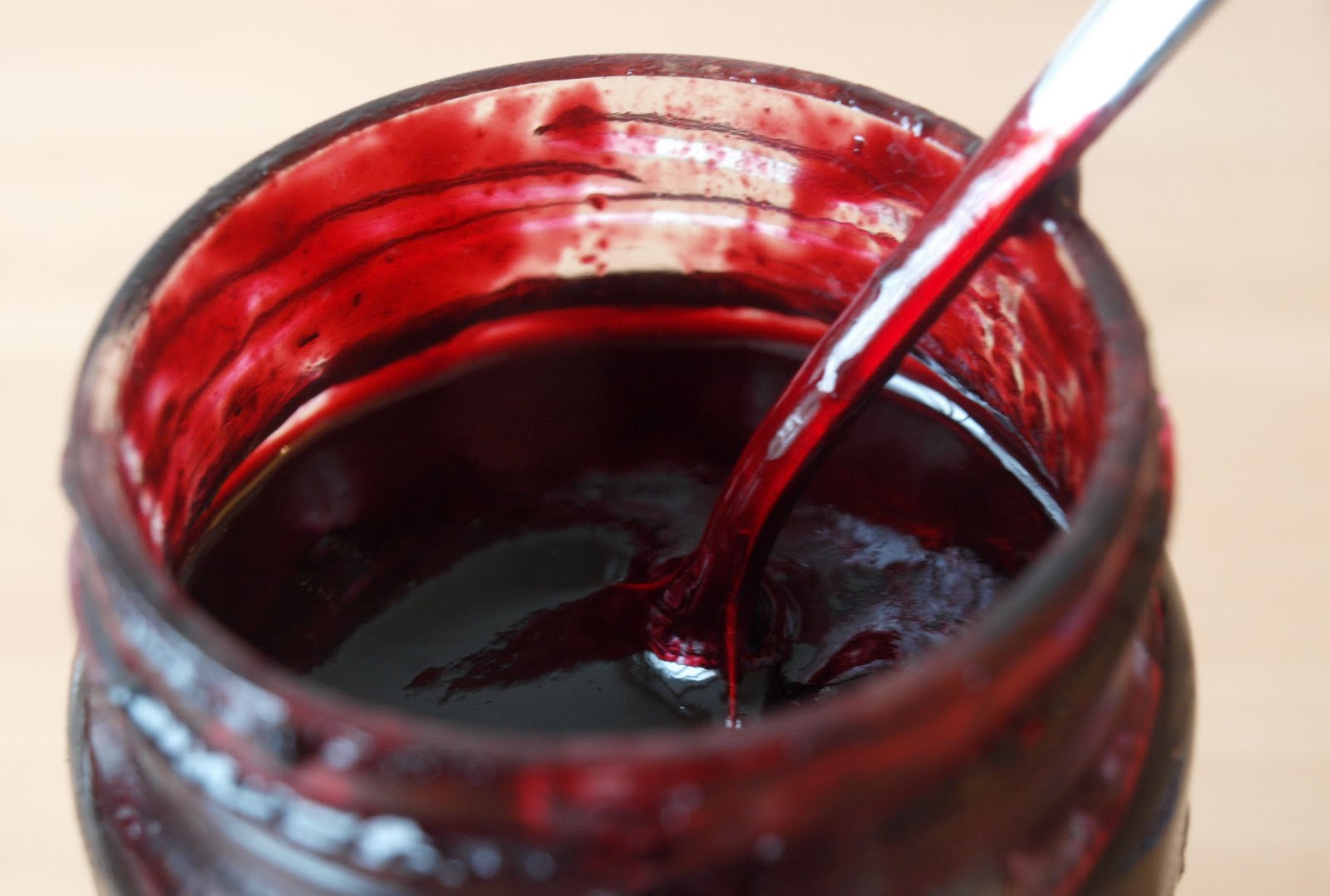 À la casserole ! Confiture de cassis