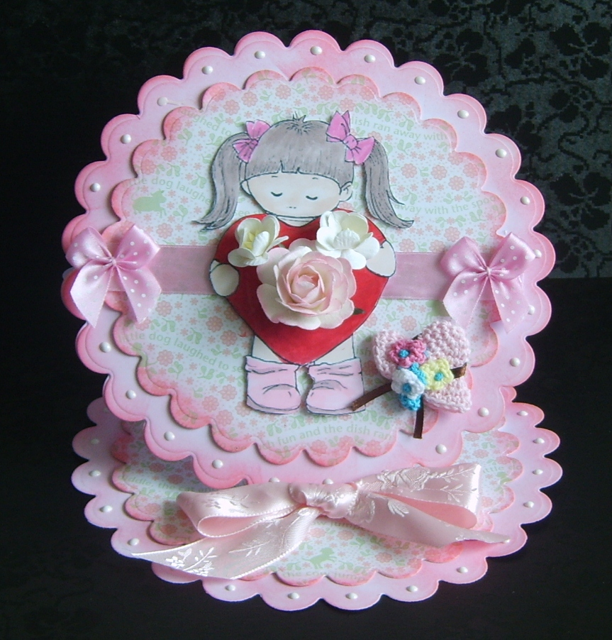 Loves to craft Circle Easel card!