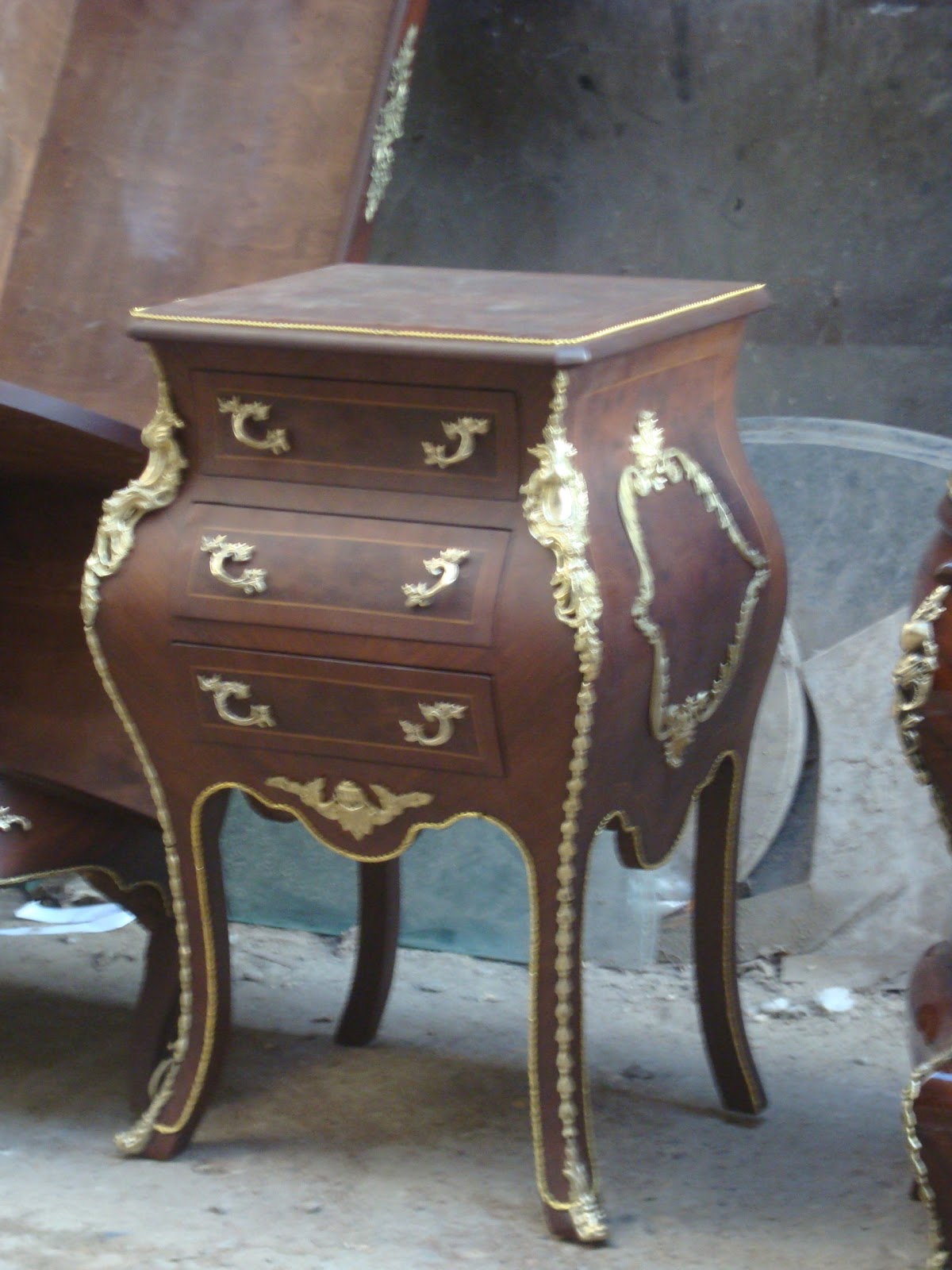 آفاق دمياطي انتيكات دمياط