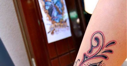 Amazing butterfly and flower design tattoo on leg and feet - World