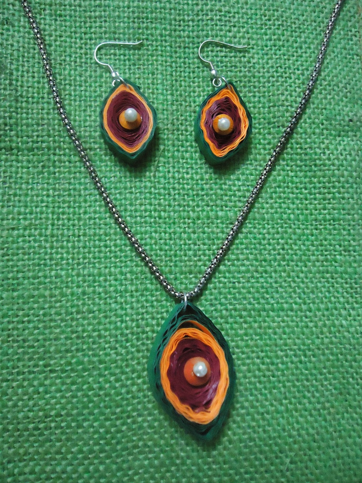 Quality Quilling Jewellery Set