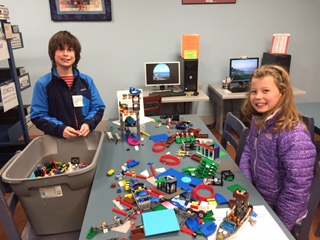 Build at the East Lyme Public Library.