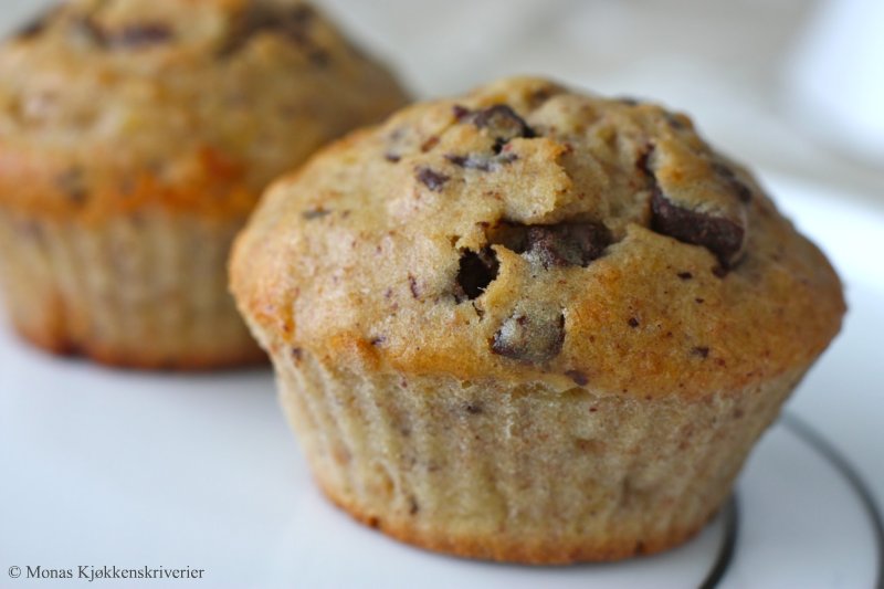 Bilde Av Bananmuffinsblanding Som Helles I Muffinsformene