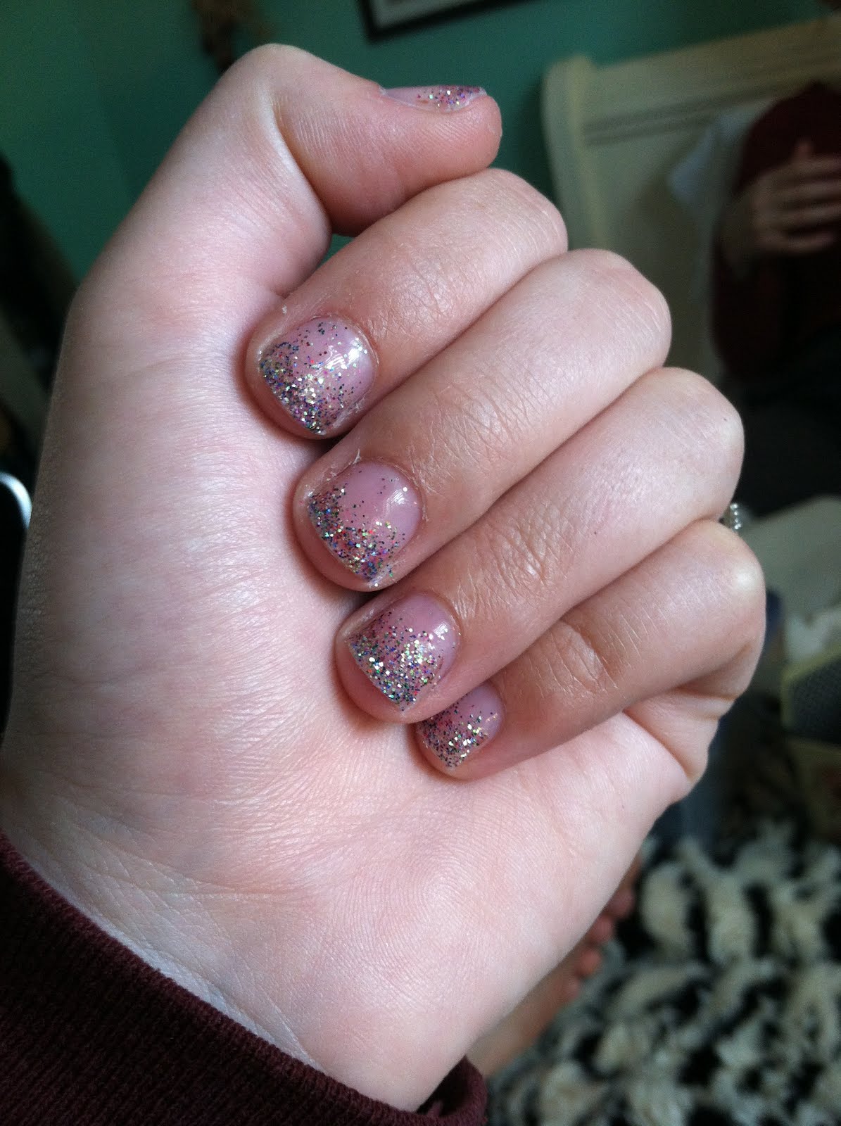 sincerely, truly scrumptious DIY Glitter Gel Manicure