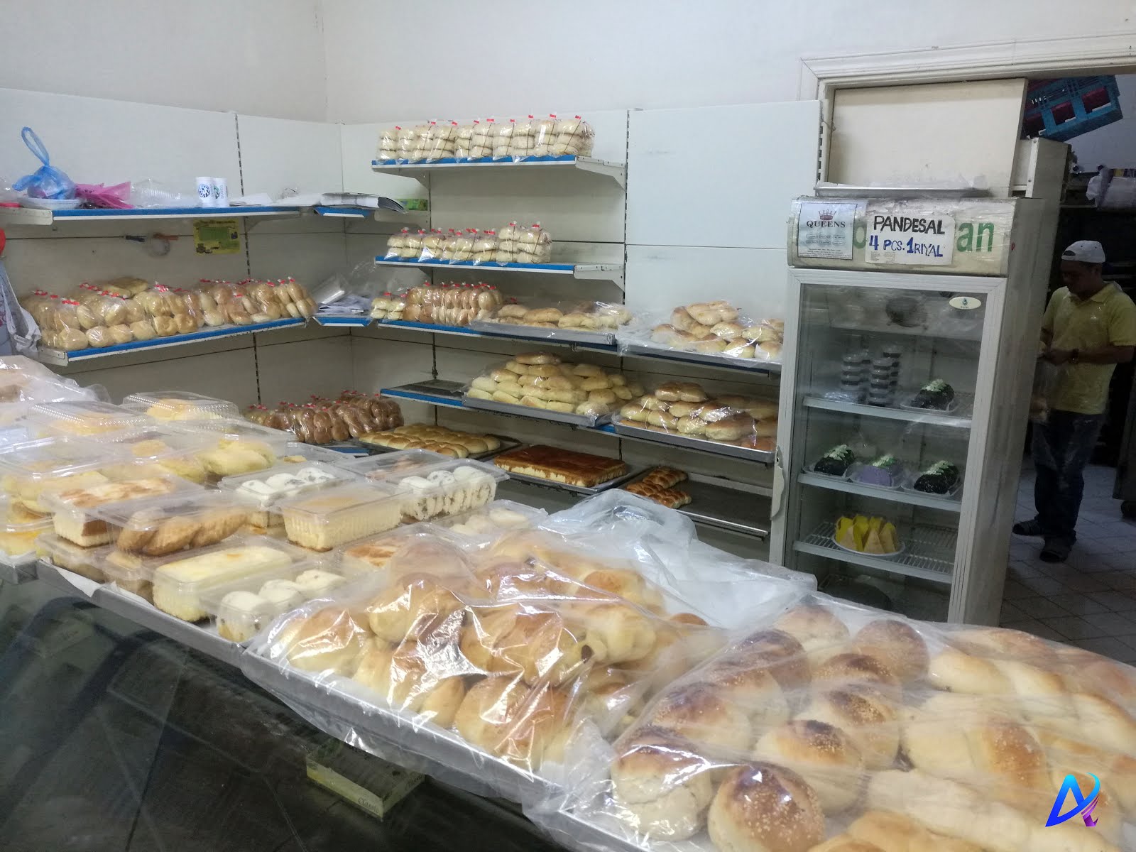 Pinoy Bakery Shop in Sulamania (RKH), Riyadh Blue Ribbon Bakeshop and