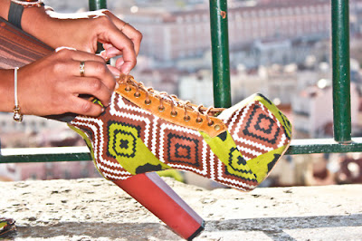 Nónó Moda African Print Jeffrey Campbell style