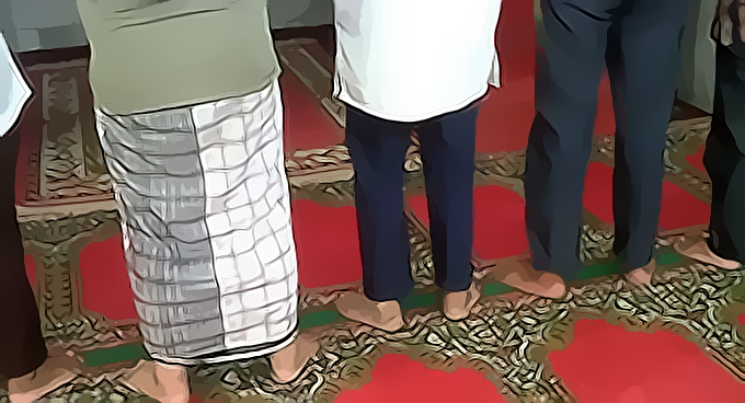 Benarkah Celah Shaf itu Diisi Iblis? Benarkah Celah Shaf itu Diisi Iblis?