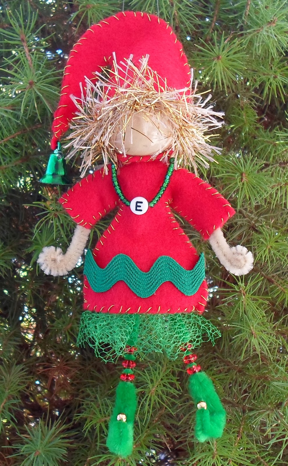 Happier Than A Pig In Mud Craft Your Own Elf from a Bead, Pipe