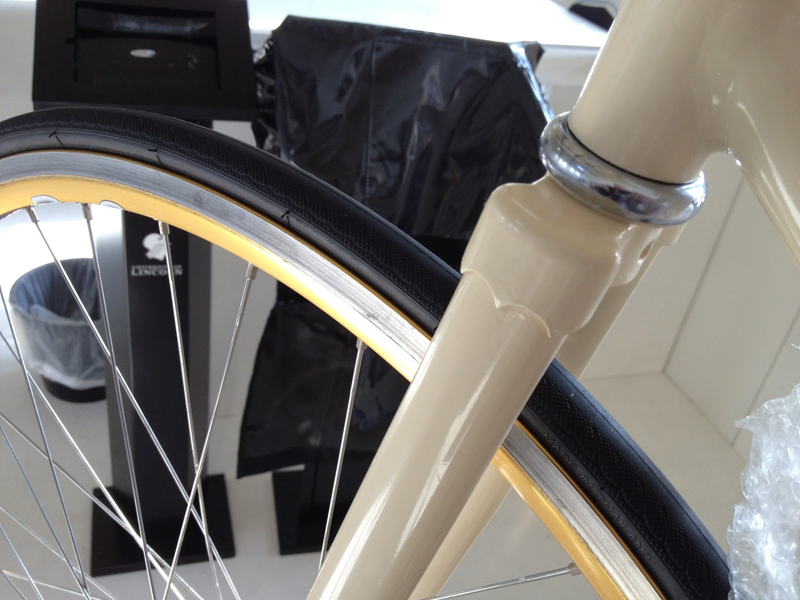 Viscount Aerospace road bike