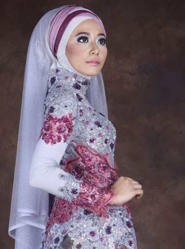 model hijab dan baju kebaya wisuda muslimah terbaru 2017/2018 model hijab dan baju kebaya wisuda muslimah terbaru 2017/2018