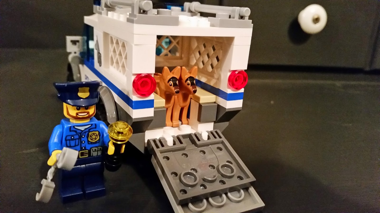 LEGO 60048: Police Dog Unit - REVIEW