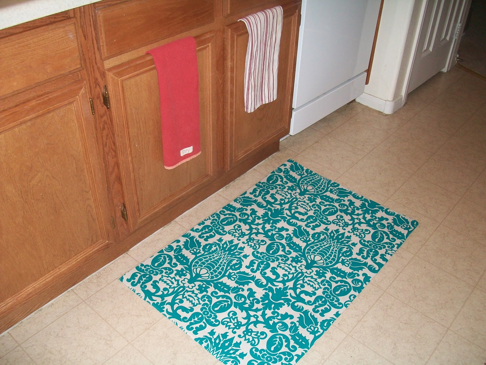 redefined design DIY kitchen mat (a tutorial)