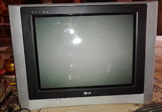 TV LG Ultra Slim 21 inch