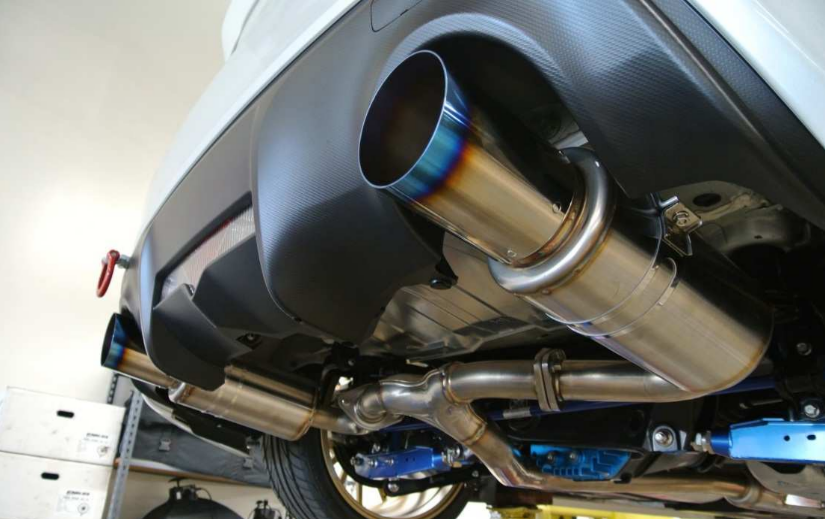Circuit Motorsports FlatOut HKS HiPower Spec L Titanium Tip Exhaust