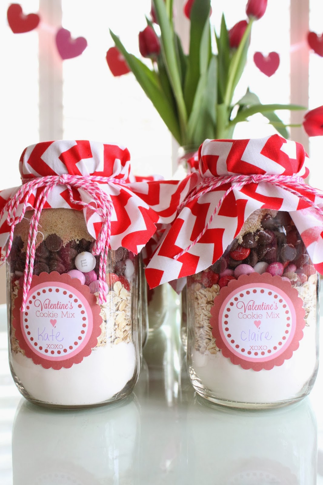 Valentine's Day cookie mix in a jar, a perfect match for your