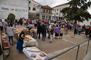 Plaza de la localidad de Los Santos en una reciente celebración