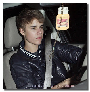 2011 Justin Bieber hot wallpaper