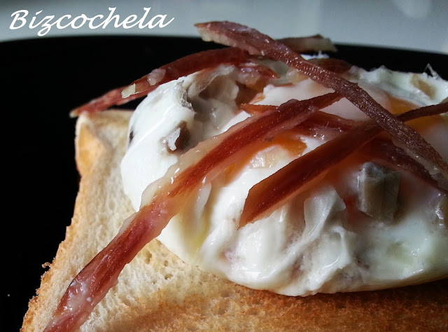 Huevo Escalfado O Huevo Poché
