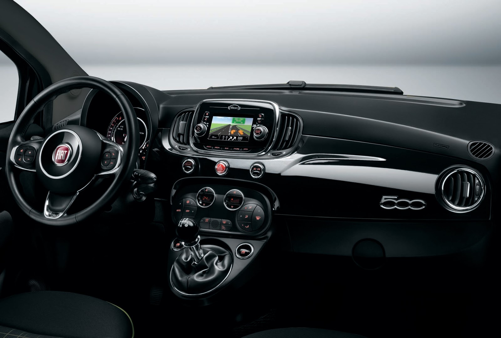 Voiture communicante: Nouvelle Fiat 500 : tableau de bord numérique et  UConnect Live