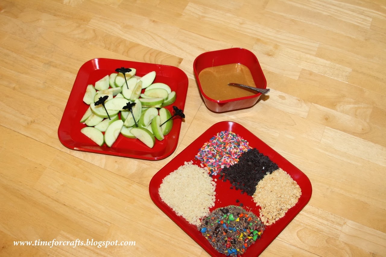 Time For Crafts Caramel Apple Dipping Bar