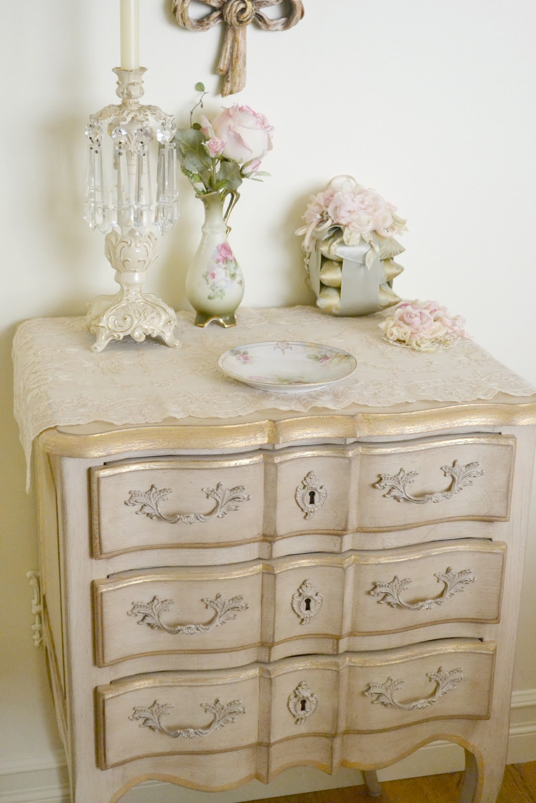Jennelise French Furniture