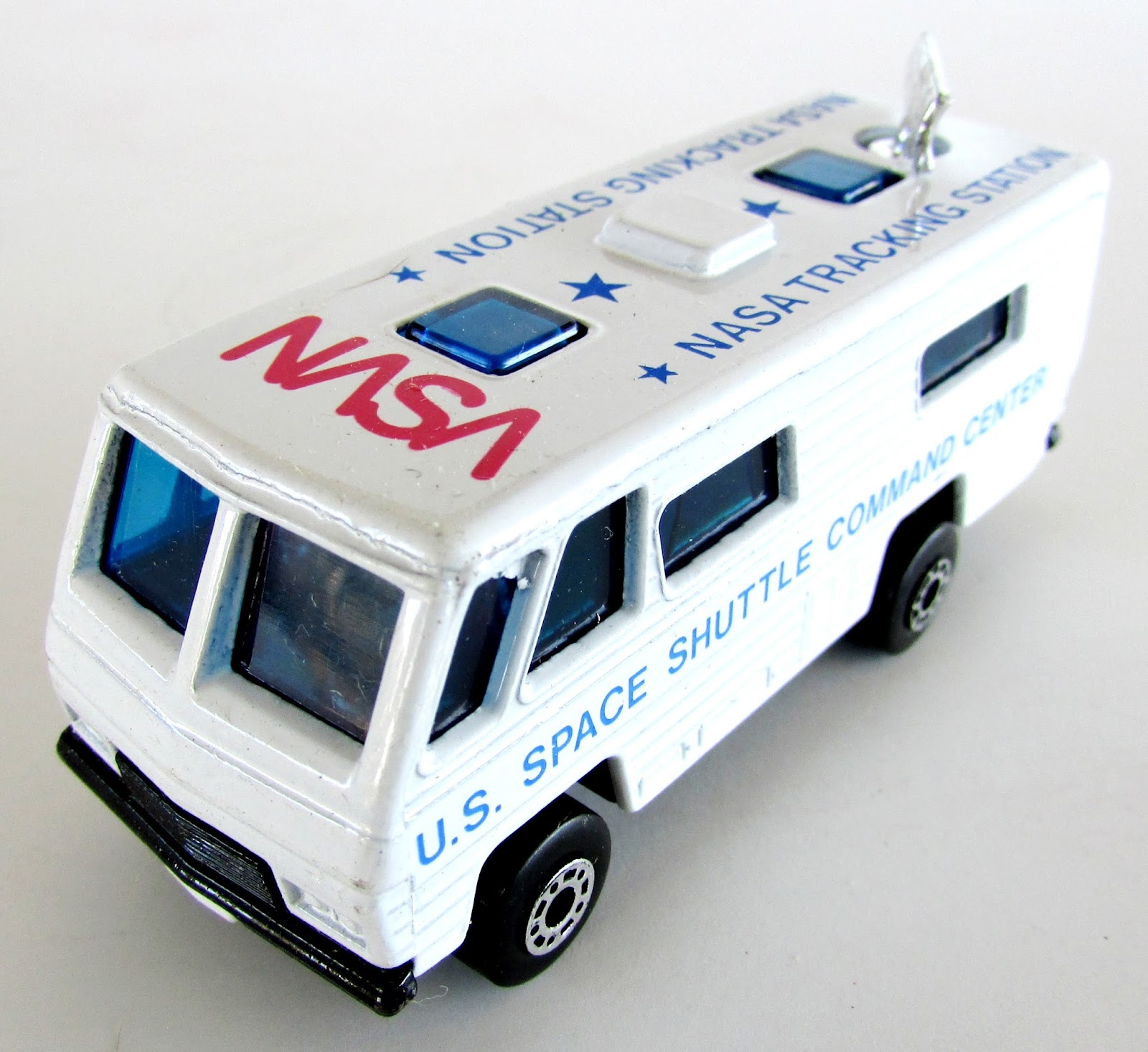 Toys and Stuff Matchbox NASA Tracking Vehicle 014 on Header Card