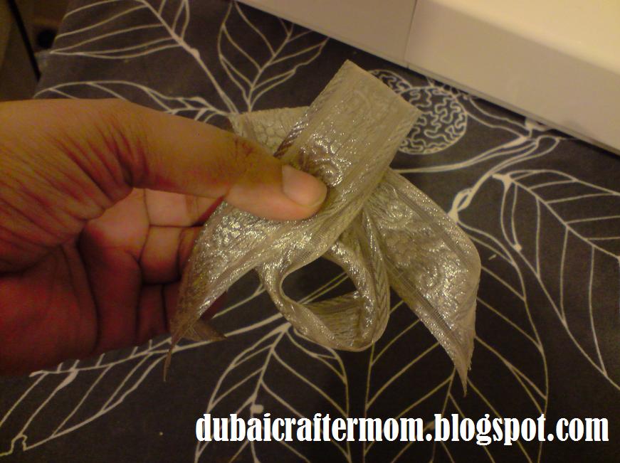 Dubai Crafter Mom Tuesday Tutorial Treat 4 Gift Wrapping Part 2