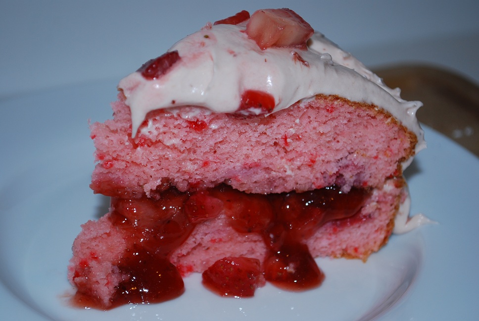 Gourmet Rooster Strawberry Daiquiri Cake